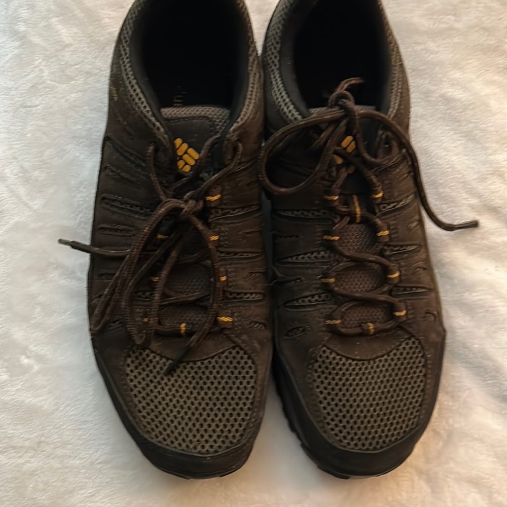 Columbia size 13 sneaker cut Columbia boot gently worn a couple times